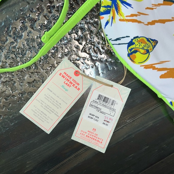 Maaji Limeade Green Edge Sliding Triangle Bikini Top size large NWT green blue - Picture 7 of 7